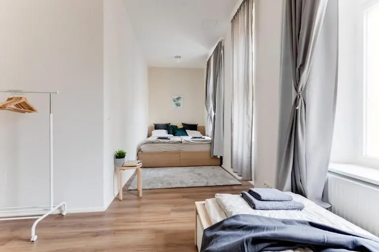 Big And Beautiful Apartment - S9 Prag